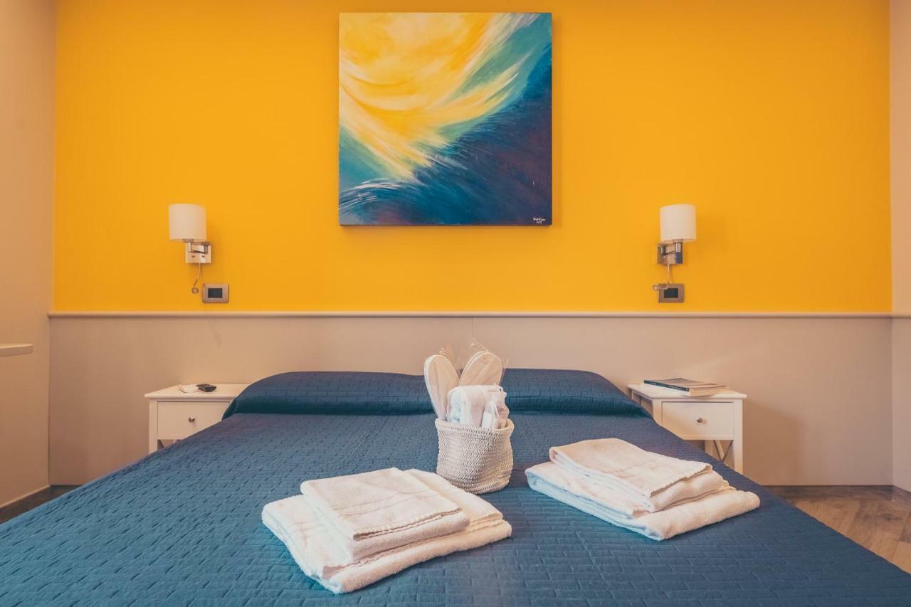 Oltre Il Mare Guest House ガエータ エクステリア 写真